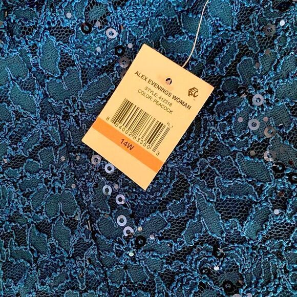 Alex Lace Evening Gown Dress Size 14W NWT - Picture 8 of 12